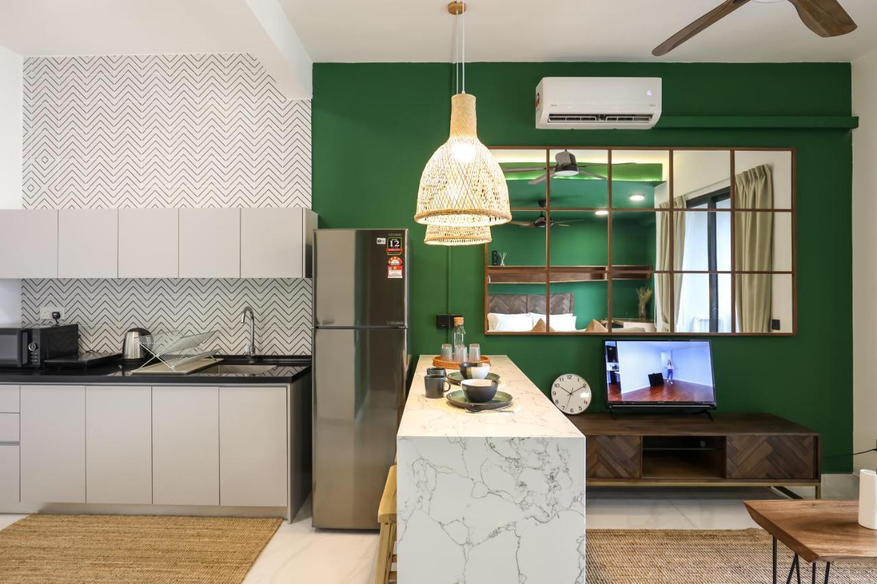 Peaceful Studio W Pool For 3 Pax - Seri Kembangan Εξωτερικό φωτογραφία